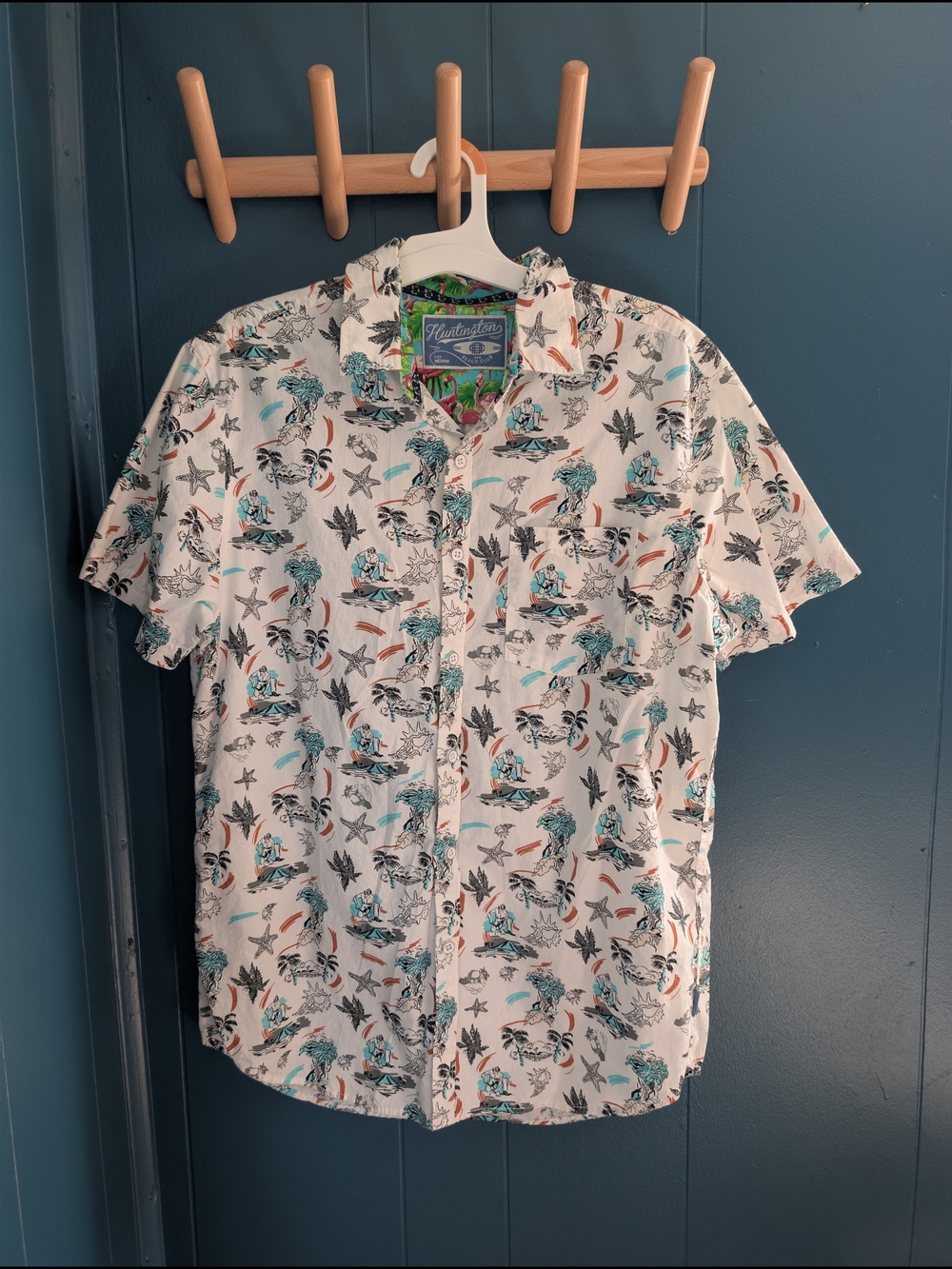 Men's White Tropical Short-Sleeve Button-up Shirt